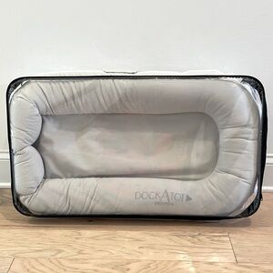 Deluxe+ DockATot Gray